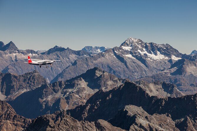Milford Sound Scenic Flight from Queenstown - The Tasman Sea coast loop: Sutherland Falls and Stirling Falls
