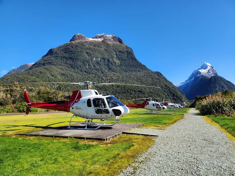 Milford Sound Scenic Helicopter Flight with Landing - Glacier and alpine landings in Fiordland National Park