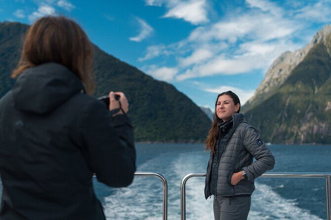 Milford Sound Small Group Tour, Cruise & Picnic Lunch - Entering Fiordland National Park: where the scenery changes fast