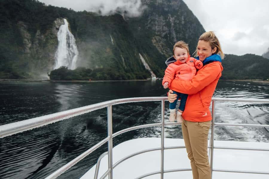 Milford Sound: Waterfalls, Wildlife, and Rainforest Cruise - Wildlife Watching: Seals, Dolphins, and the Penguin Check