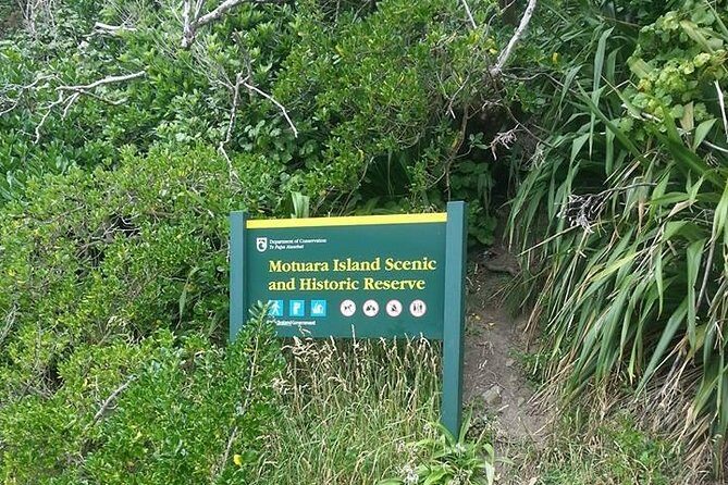 Motuara Island Bird Sanctuary and Ship Cove Cruise from Picton - Meretoto / Ship Cove: Captain Cook’s old stop plus a short walk