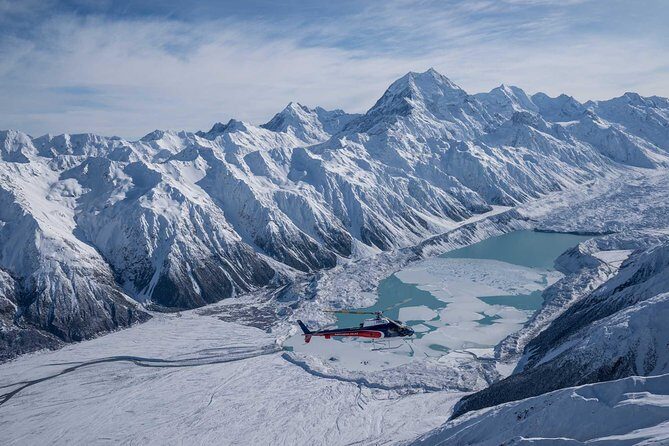 Mount Cook: 3-Hour Tasman Glacier Heli-Hike - Guides who make the ice feel doable