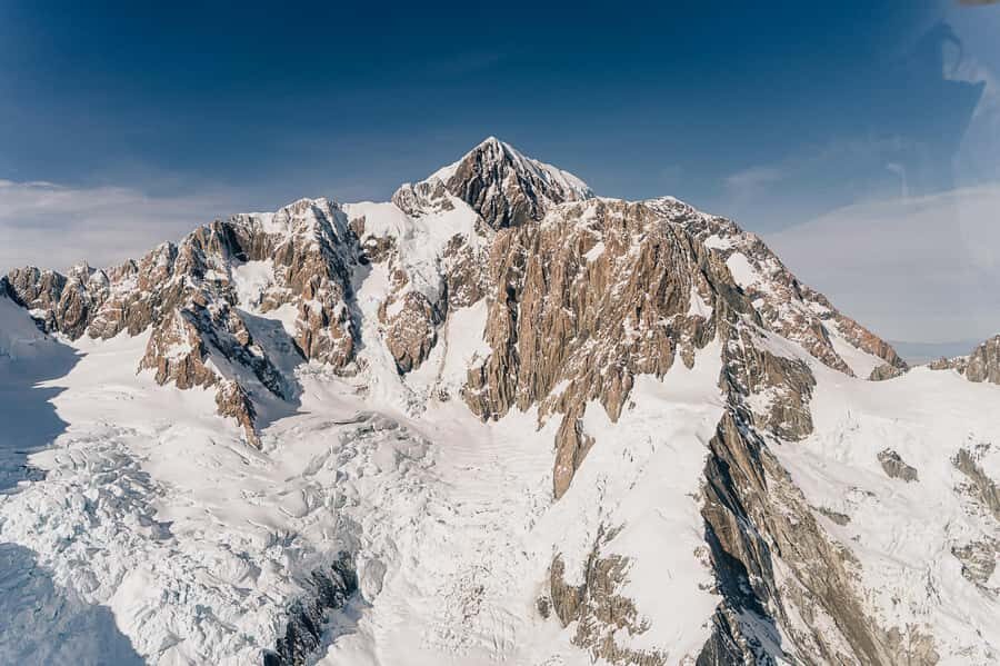 Mount Cook: Aoraki/Mt Cook & The Glaciers 55 Minute Flight - From the Southern Alps to the West Coast: the “glacier-to-glacier” connection