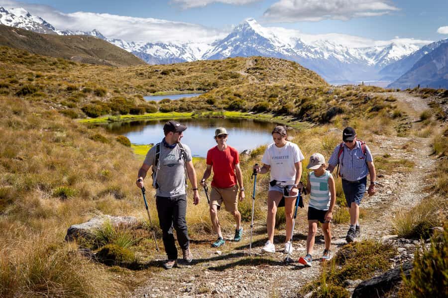 Mount Cook: Glentanner High Country Heli Hike - What to bring so you don’t feel underdressed or unprepared
