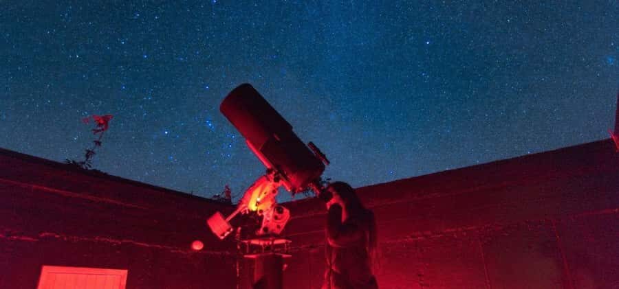 Mount Cook, Lake Pukaki: Billion Star Dining - Wine cellar welcome: a smart warm-up for the Southern sky