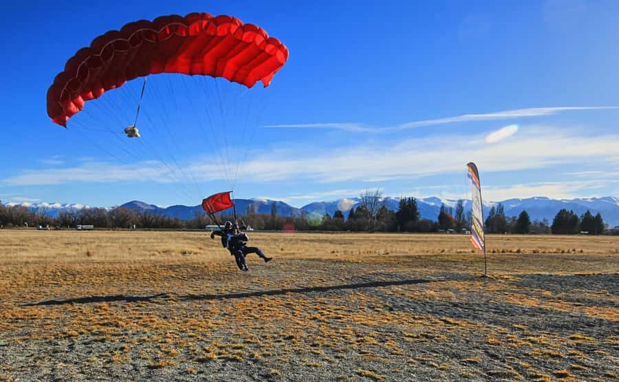 Mount Cook: Tandem Skydive Experience - Why the Mount Cook view makes a tandem jump worth it