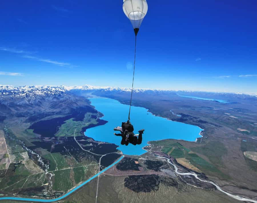 Mount Cook: Tandem Skydive Experience - Parachute phase: about five minutes to take in the whole picture