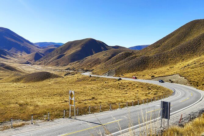 Mount Cook Tour: Finish at Queenstown, Christchurch or Dunedin - Hooker Valley Track and swing bridges: pacing your walk