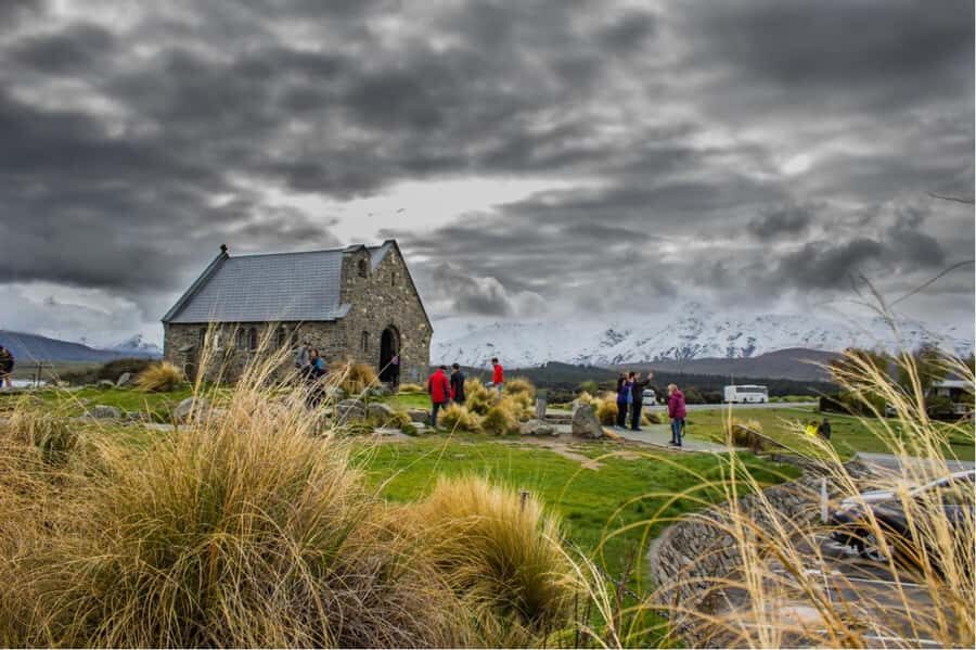 Mt. Cook Day-Tour: Christchurch to Queenstown - Lake Pukaki: the second glacial-water hit