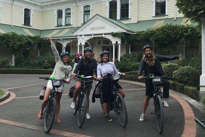 Napier: Cycle to Wineries - Half Day, self-guided - Marine Parade Meeting Point: Getting Started Without the Stress
