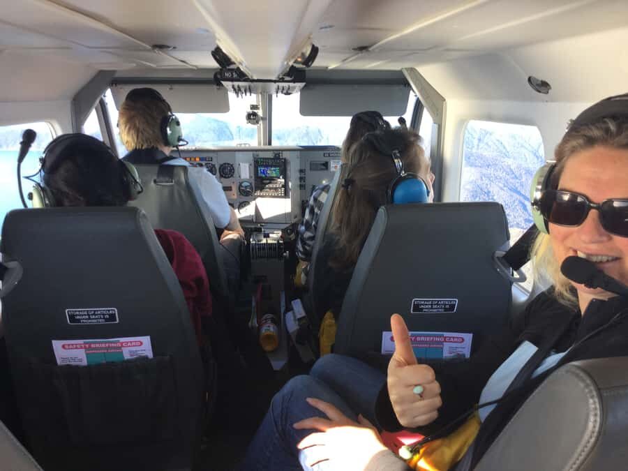 Nelson: Abel Tasman Cruise-Fly Day Tour - A Full-Day Abel Tasman route: boat, beach, springs, then the sky