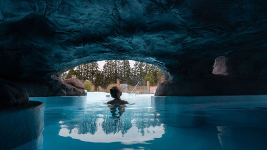 Ōpuke Thermal Pools: Adults-Only Entry with Swim Up Bar - Clean Facilities and Service: What Works, and What to Watch