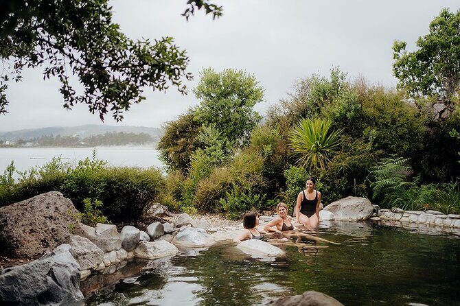 Polynesian Spa Rotorua: Deluxe Lake Spa Hot Spring Bathing - What’s included (and what you might pay extra for)