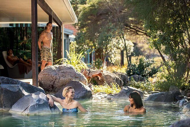 Polynesian Spa Rotorua: Deluxe Lake Spa Hot Spring Bathing - Practical details: what to bring and how to pack light