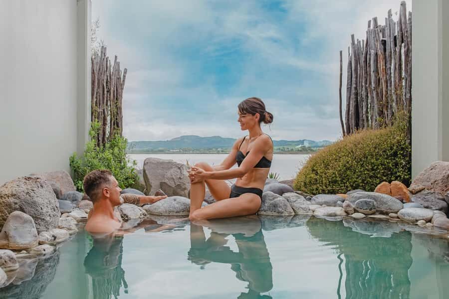Polynesian Spa Rotorua: Lake View Private Pools Experience - Rachel Spring alkaline geothermal water: why warmth is the point