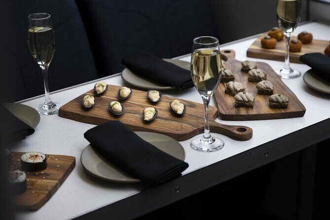 Premium Milford Sound Cruise Including Lunch - Champagne Welcome and Lunch: What Included Food Actually Means