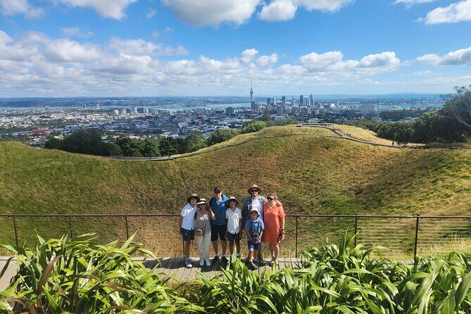 Private Auckland Best Top 5 Spots Half day Tour - Private Auckland in 3–4 Hours: The Value of a Small, Custom Van Ride