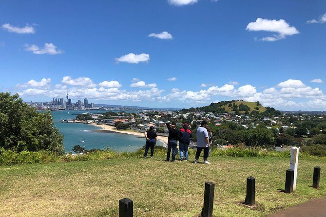 Private Auckland City Tour For Small Group in a luxury vehicle. - Parnell and the Rose Gardens: a softer, slower Auckland moment