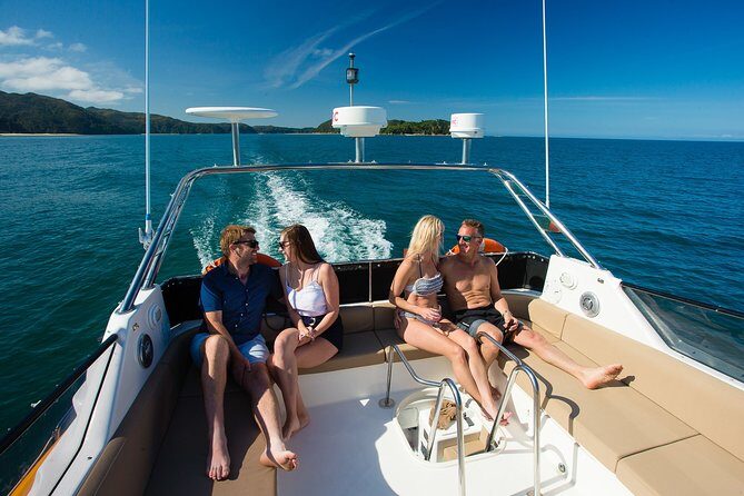 Private boat charter in Abel Tasman National Park - Split Apple Rock: a quick icon in clear Tasman Bay water