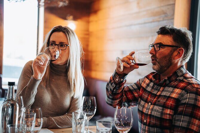 Private Central Otago Wine tasting Tour with Gourmet Lunch. - Gibbston wine tastings: where the day’s cool-climate story starts