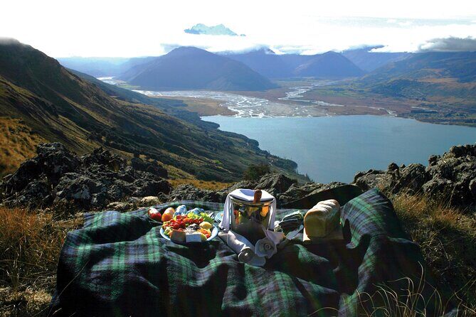 Private Champagne Picnic on a Peak with Helicopter Ride - Cecil Peak: the 180-degree moment most people skip