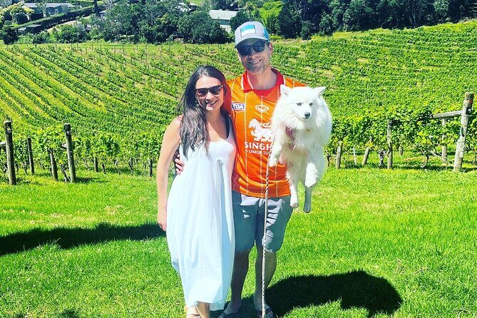 Private Dog Friendly Wine Tour with your Local Guide - The local host factor: Mel, Grant, and Missy’s role in the day