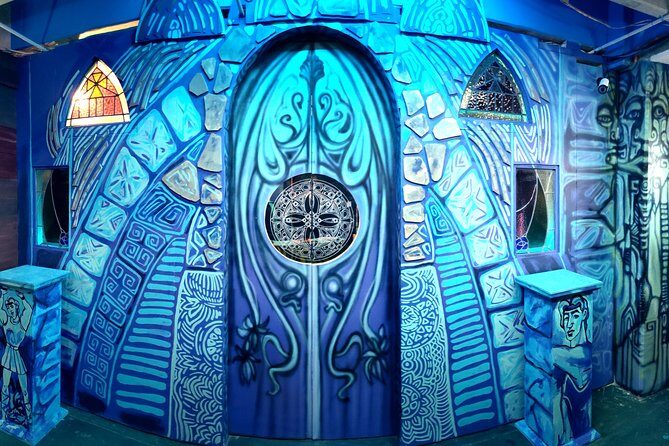Private Group Puzzle-Solving Adventure Game: Atlantis - Inside the Room: How the Puzzle Adventure Actually Feels