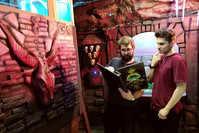 Private Group Puzzle-Solving Adventure Game: Atlantis - Teamwork on a Timer: What “Private” Changes