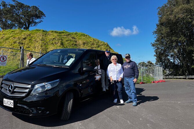 Private Luxury Airport Transfers in Auckland – Sedans & Vans - Booking timing: when 23 days ahead matters