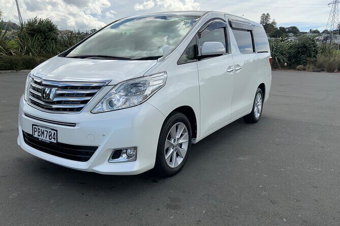 Private Mini Van Transfer From Auckland Airport to Auckland City - Price and Value: When $93.09 Per Group Makes Sense
