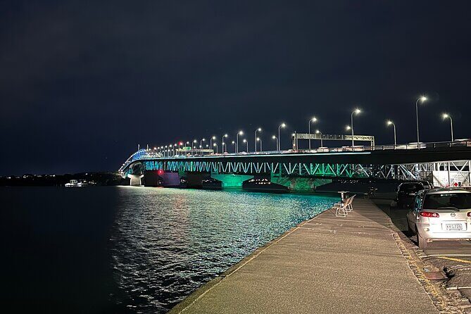 Private Night Tour of Auckland, Sky Tower Bar, Bridge & Museum - Westhaven Marina: Real Boats, Yacht Clubs, and Harbour Energy