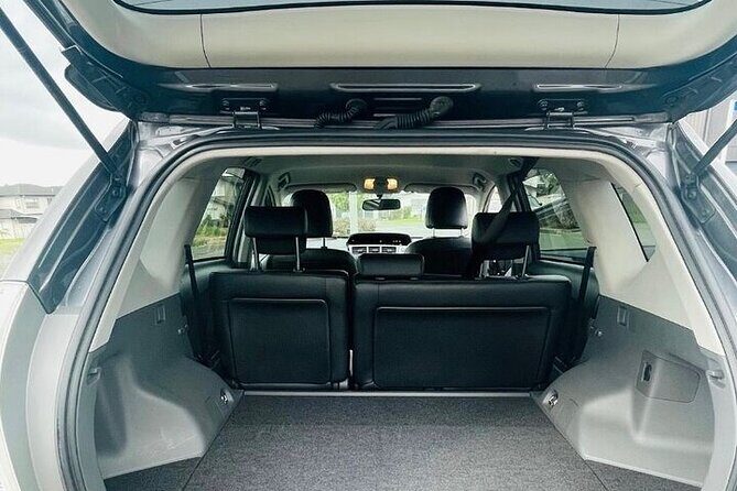 Private One-Way Transfer: Auckland Airport to Auckland City Hotel - Where You Start and Where You End: Meeting Points That Make Sense