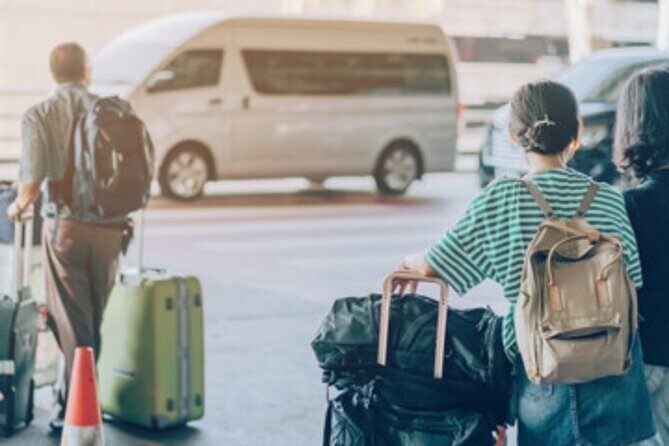 Private One-Way Transfer: Auckland Airport to Auckland City Hotel - The Ride Itself: A Clean Toyota Hybrid With Real Luggage Space
