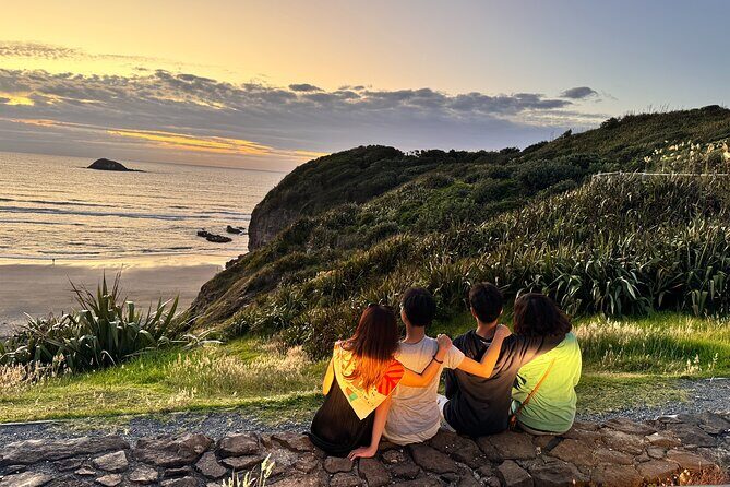 [PRIVATE] SUNSET. Wine. Hot Pool. Dinner - Muriwai Gannet Colony: Wildlife Viewing From the Cliffs