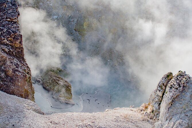 Private Tour [2 Days]: Auckland to Waitomo Caves, Rotorua, Te Puia & Wai-O-Tapu - Rotorua city highlights before your big thermal days
