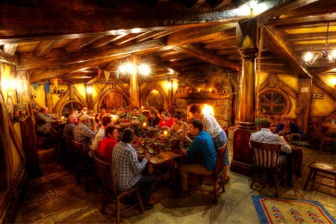 Private tour - Hobbiton Movie Set Evening Banquet Return from Auckland - The guided Shire walk at dusk: what you actually get to see