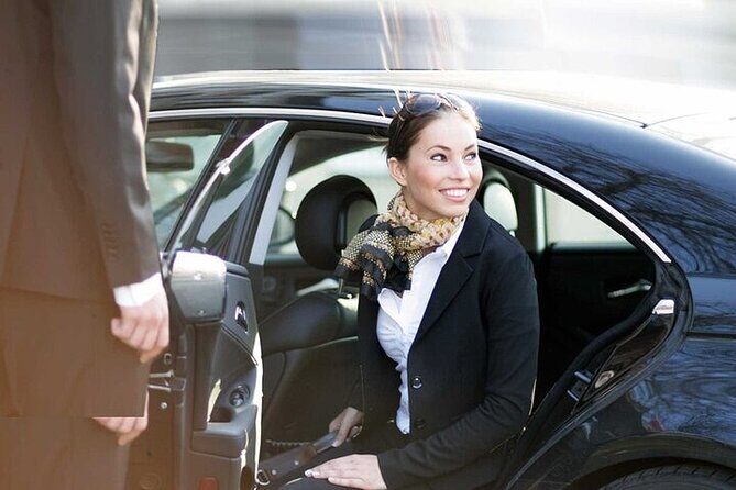 Private Transfer from Wanaka to Queenstown Airport - Door-to-Door Wanaka to Queenstown Airport: What You’re Really Buying