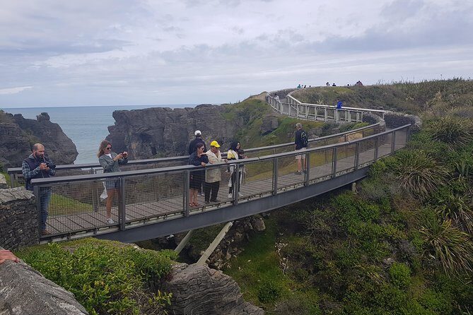 Punakaiki Blow Holes & Pancake Rocks Scenic Tour - Blowholes explained, and why tide can change your moment
