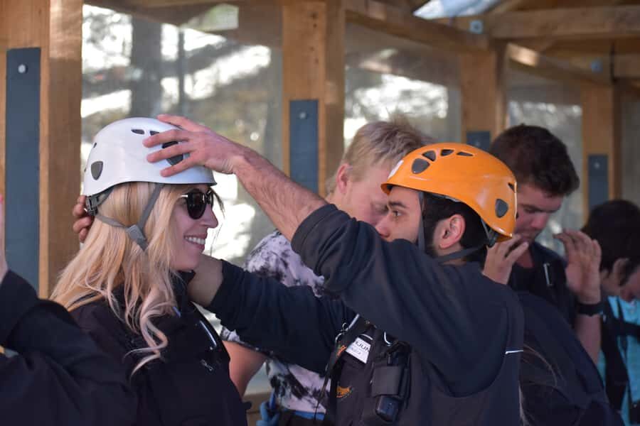 Queenstown: 1-Hour Zipline Tour with 2-Lines & 21-Meter Drop - Getting to Bob’s Peak: Ziptrek Treehouse and the Skyline connection