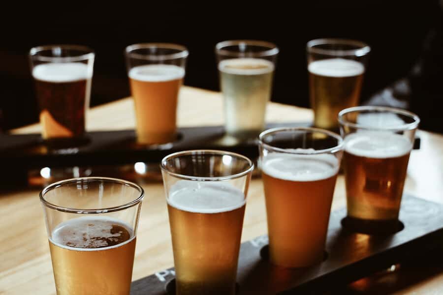 Queenstown: Craft Beer Brewery Tour with Lunch - Beer isn’t the only option: wine, cider, and alcoholic Ginger Beer