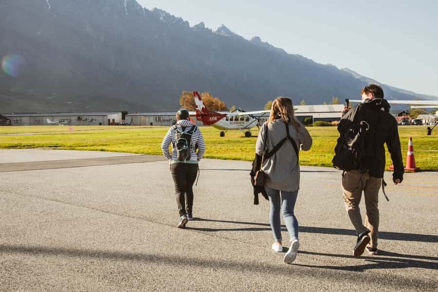 Queenstown: Day Trip to Stewart Island via Scenic Flight - The scenic flight route: Oreti River to Toetoes Bay