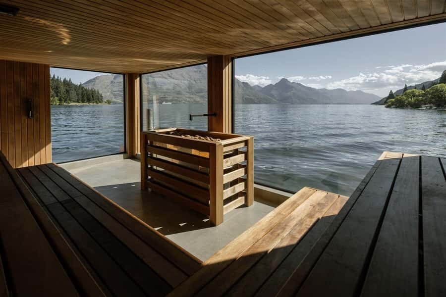 Queenstown: Floating Sauna Experience on Lake Whakatipu - Key points to know