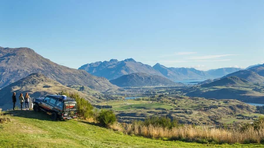 Queenstown: Full-Day 4WD Lord of Rings Tour with Lunch - Entering Tolkien country from Queenstown’s 4WD trailhead