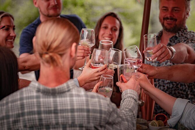 Queenstown Gin and Whiskey tours - Cardrona Distillery (1 hour 20 minutes): guided tour and first tastes
