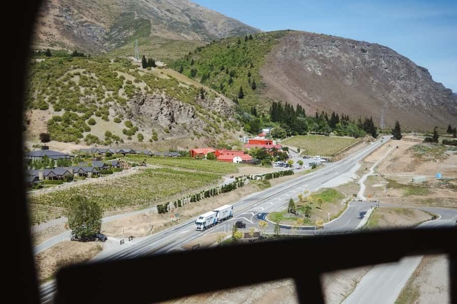 Queenstown: Helicopter & Wine Tasting Tour - Four cellar-door stops with 18+ wines (and a real Pinor Noir focus)