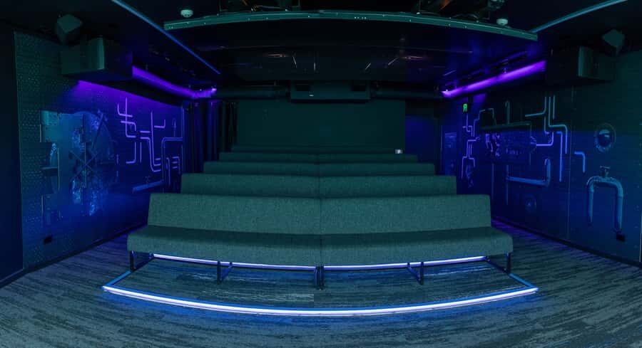 Queenstown: Hidden Underwater Theatre Experience - Why this is great value at about $8 for 30 minutes