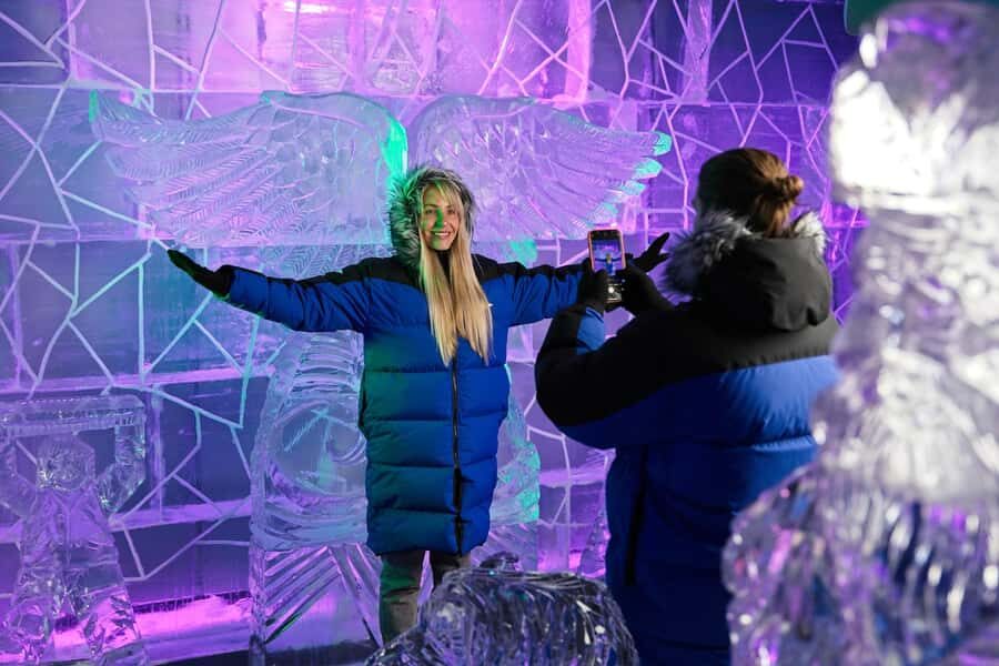 Queenstown: Ice Bar Entry with Warm Winter Gear and Drink - Your Drink: Cocktails or Mocktails Served in Ice Glasses