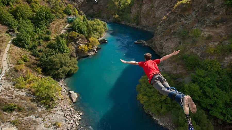 Queenstown: Kawarau Bridge Bungy - World's First Bungy! - Kawarau Bridge Bungy: the 43m jump that started it all