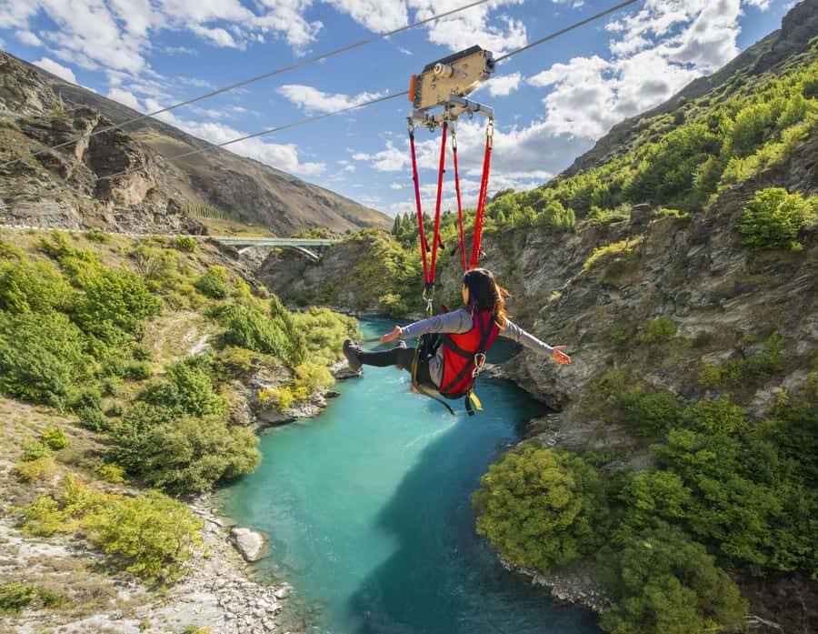 Queenstown: Kawarau Zipride! (3 Lines - Family Fun) - The 130m Kawarau River moment: what the ride feels like