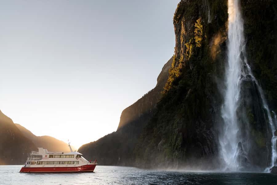 Queenstown: Milford Sound Cruise & Helicopter Alpine Tour - Key things that make this tour worth your time